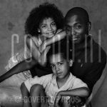 25-06-2003 Brian Roy with his kids at studio Amsterdam, 
by order of J/M Vaders

[keywords]Eyecontact, Smiling, Posed, Half Length, Black and With Image[/keywords]